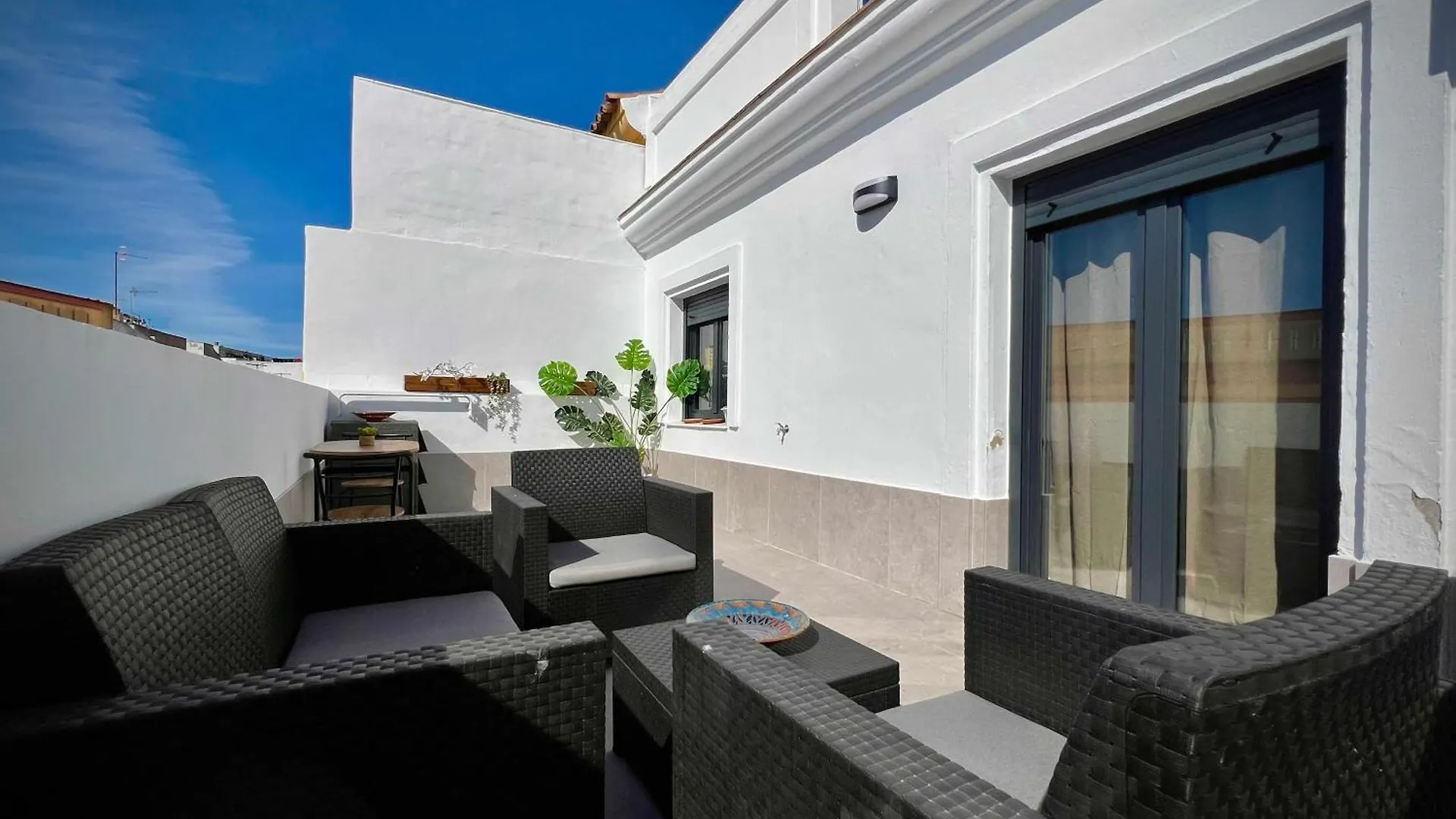 アパート Atico Nuevo En Sanlucar De Barrameda, Con Terraza, Parking Y Solariumアパートメント